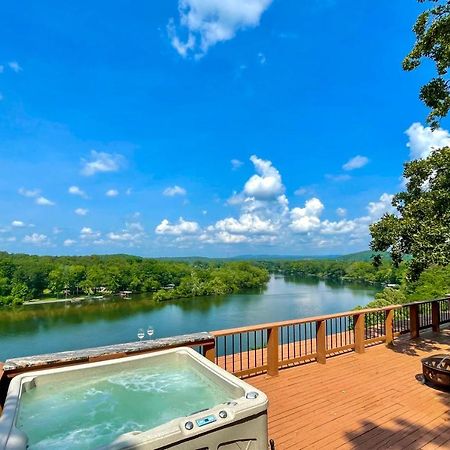 Villa Hot Springs Waterfront Escape With Hot Tub! Exterior foto